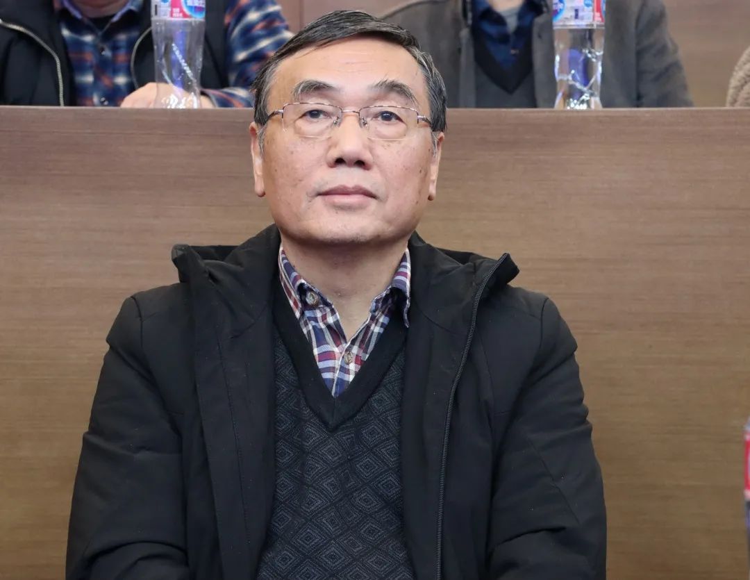 引路人 | ​相伴晨读，共游书海&mdash;&mdash;外国语学院周保国院长