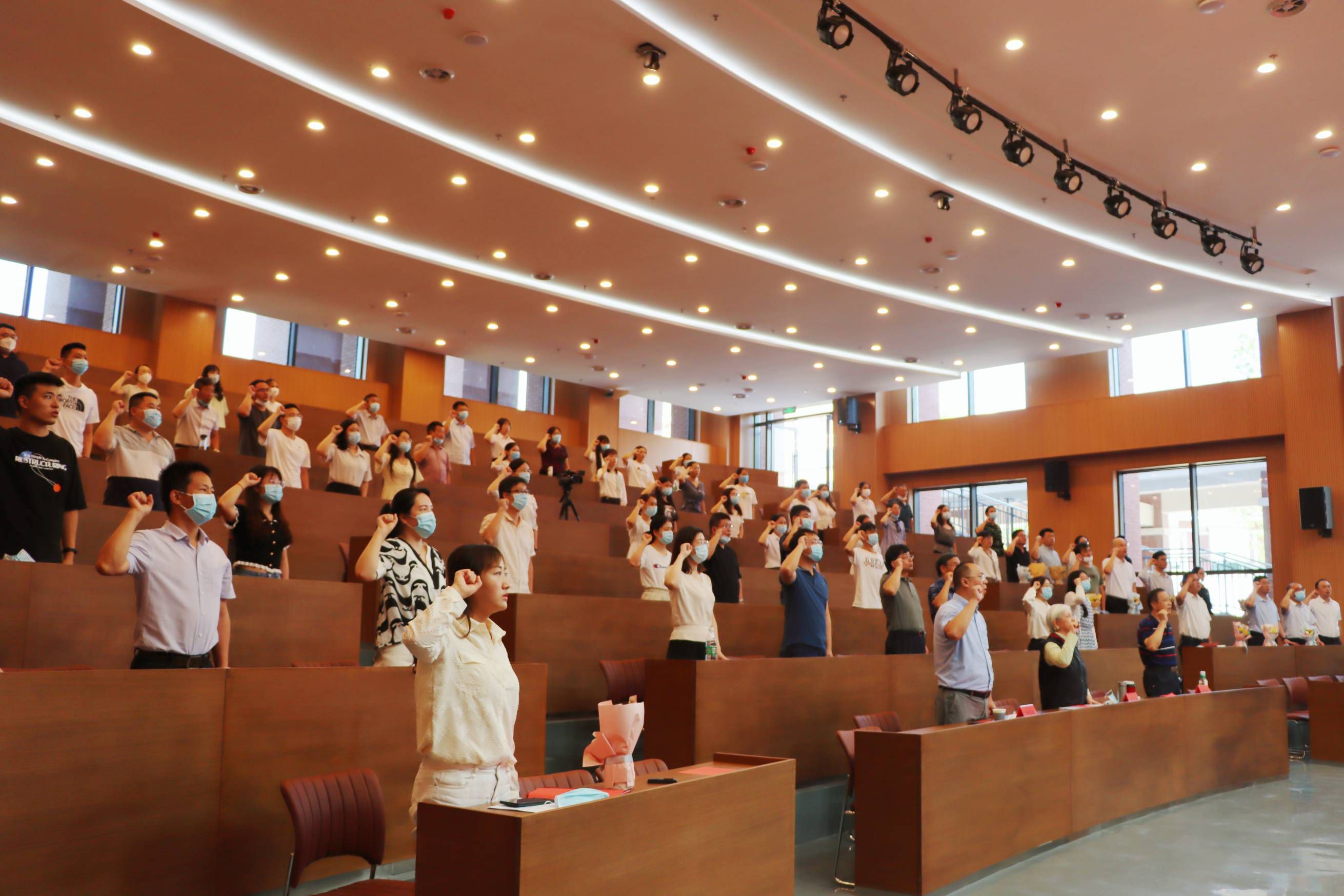 630db7fe6e2543b9ead5ba87bbe3455a (2).jpg