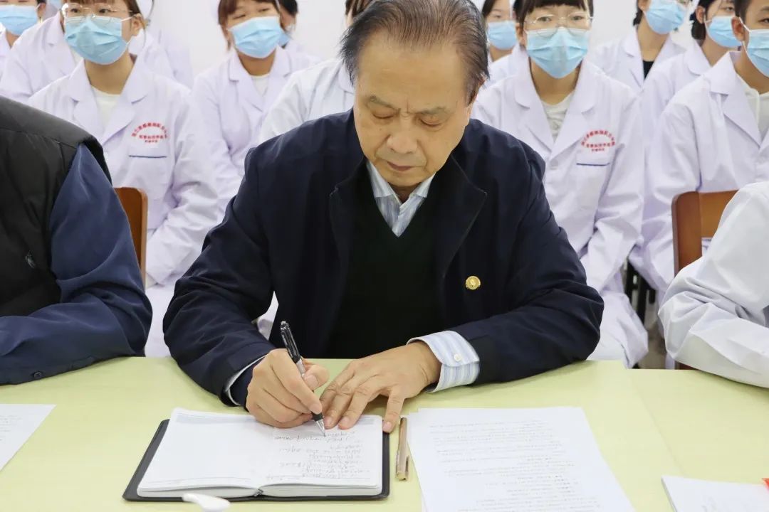 引路人 | 来自校长面对面的关怀，请查收！！