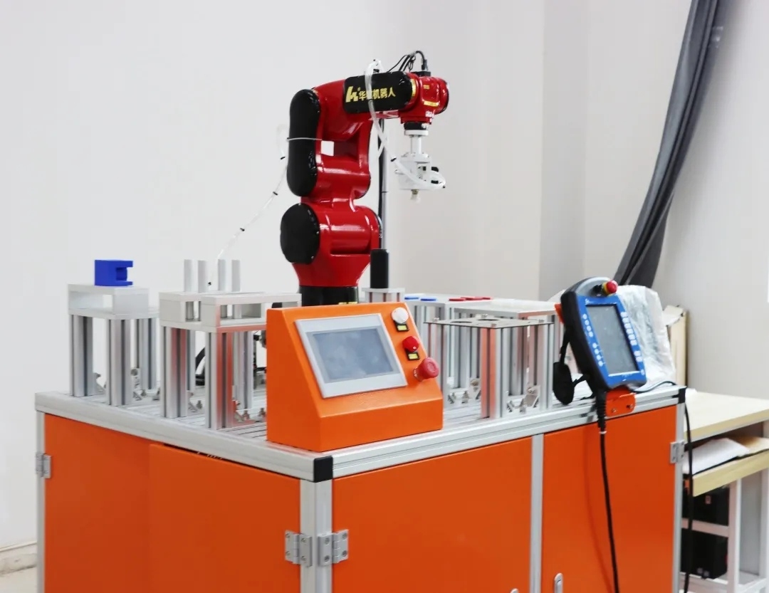 机器人，有&ldquo;控&rdquo;玩