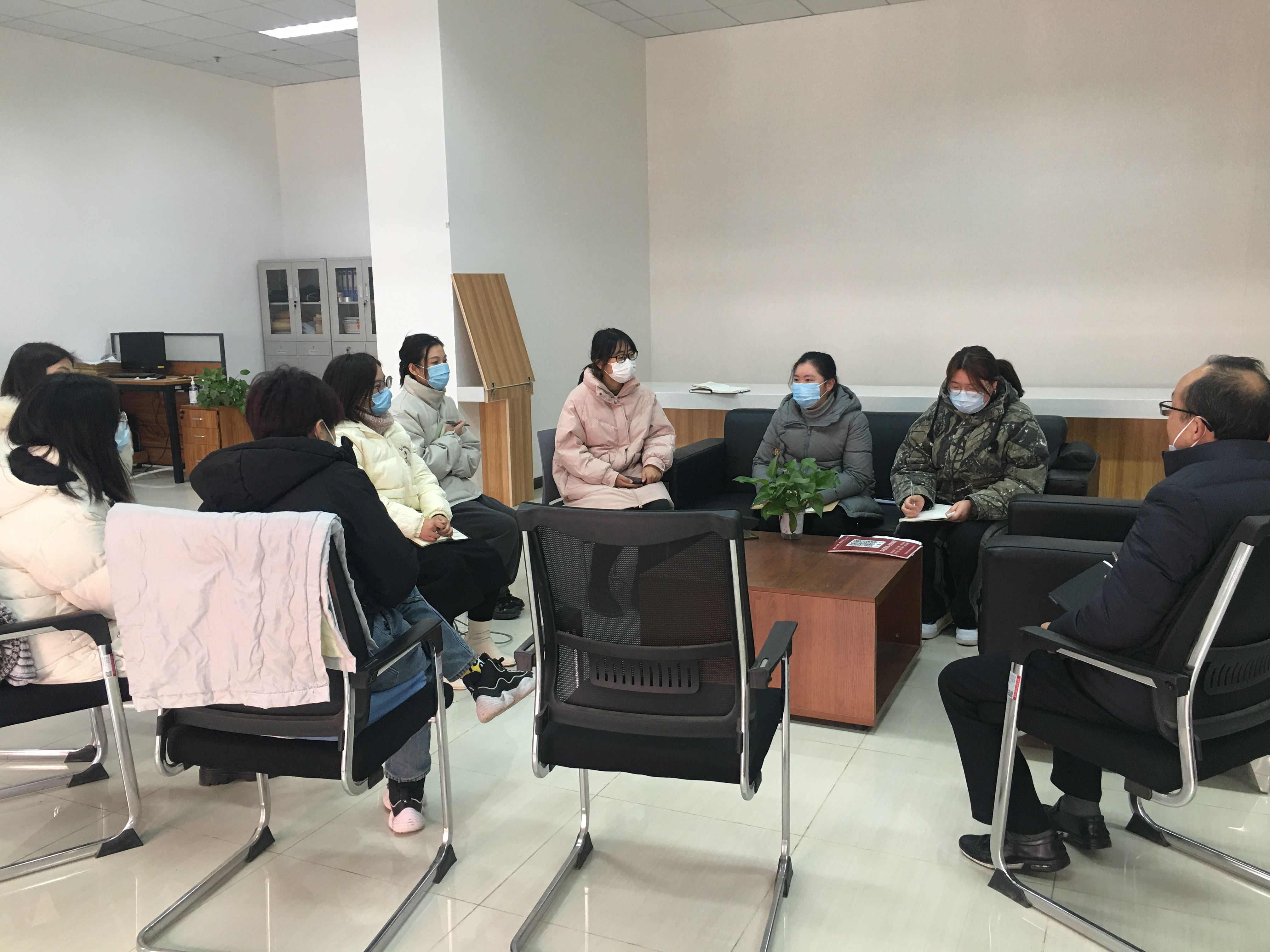 担当作为同努力 实干奋进新征程 | 美珈人节后忙碌镜头来一波