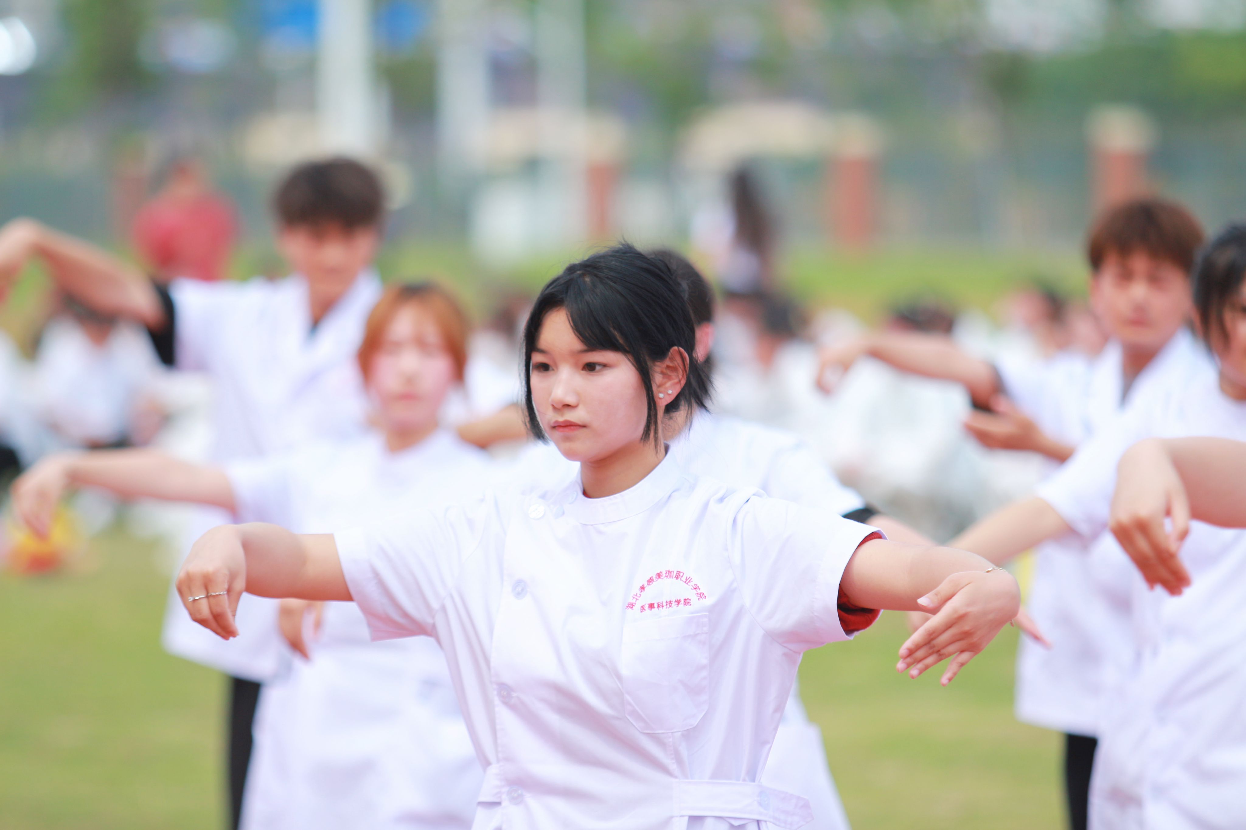 弘扬传统  &ldquo;拳&rdquo;释青春&mdash;&mdash;我校首届太极拳展演活动精彩纷呈