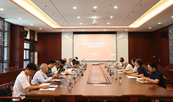 孝感市关工委主任栾春海一行调研我校